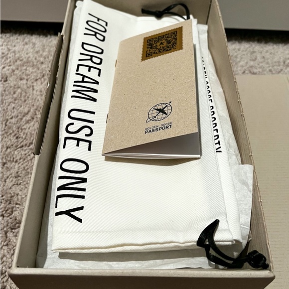 Golden Goose Superstar Penstar Sneaker IT40 (Cream / Silver / Ice) *AUTHENTIC* - Picture 7 of 8